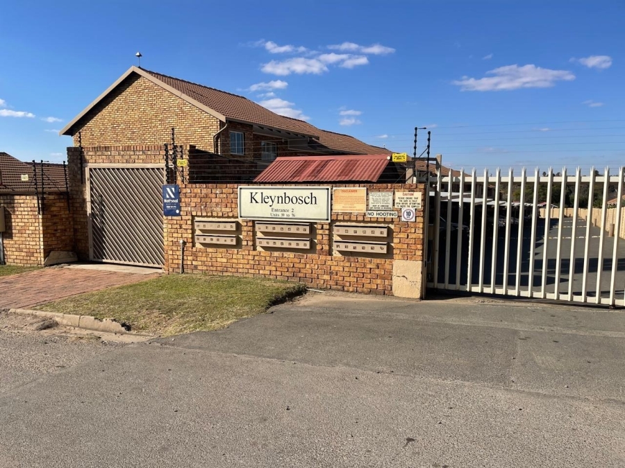 2 Bedroom Property for Sale in Birch Acres Gauteng