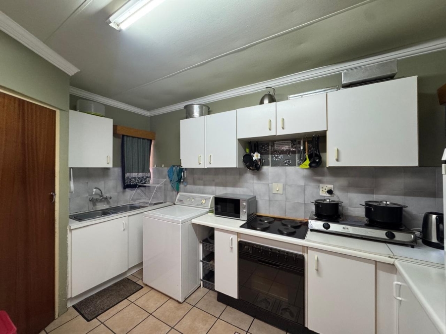 3 Bedroom Property for Sale in Hennopspark Gauteng