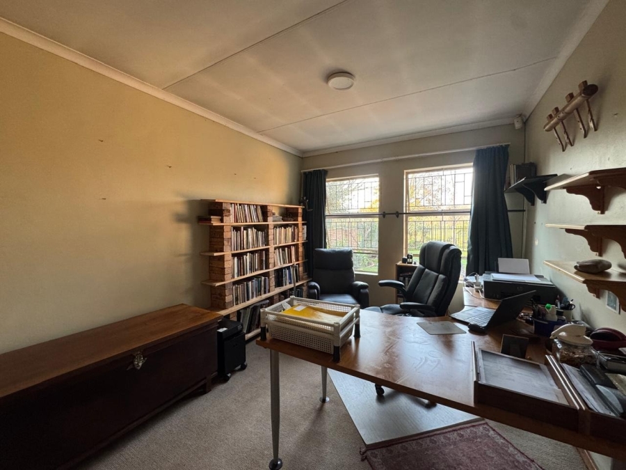 3 Bedroom Property for Sale in Hennopspark Gauteng