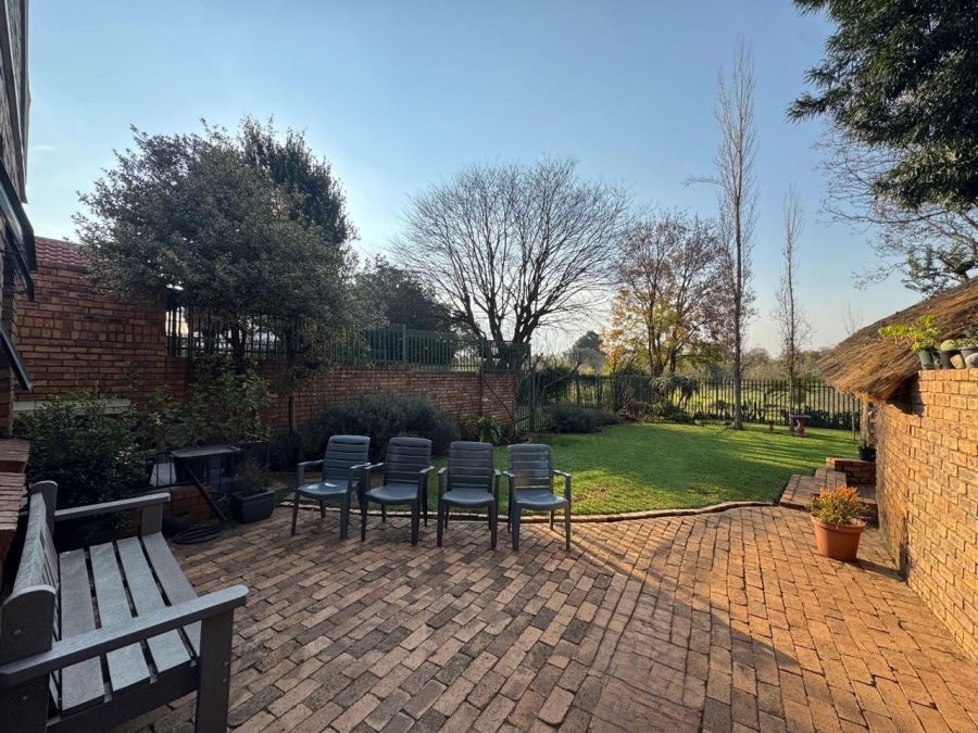 3 Bedroom Property for Sale in Hennopspark Gauteng