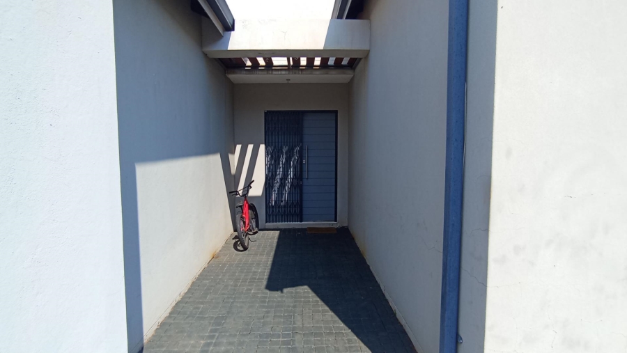 3 Bedroom Property for Sale in Celtisdal Gauteng