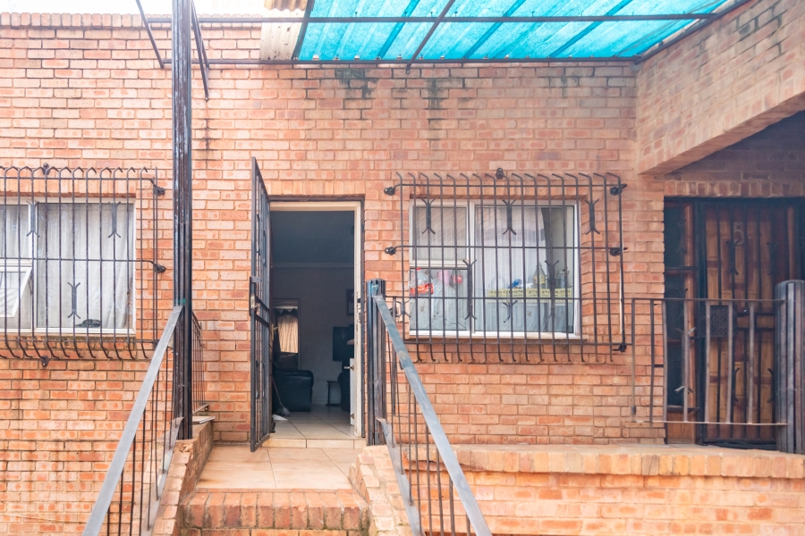26 Bedroom Property for Sale in Bezuidenhout Valley Gauteng