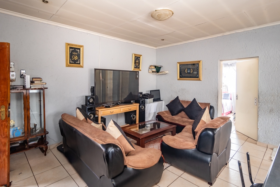 26 Bedroom Property for Sale in Bezuidenhout Valley Gauteng