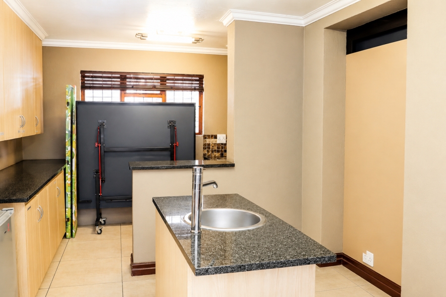 To Let Commercial Property for Rent in Rivonia Gauteng