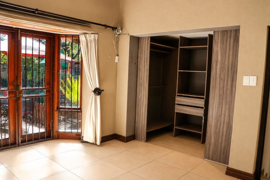 To Let Commercial Property for Rent in Rivonia Gauteng