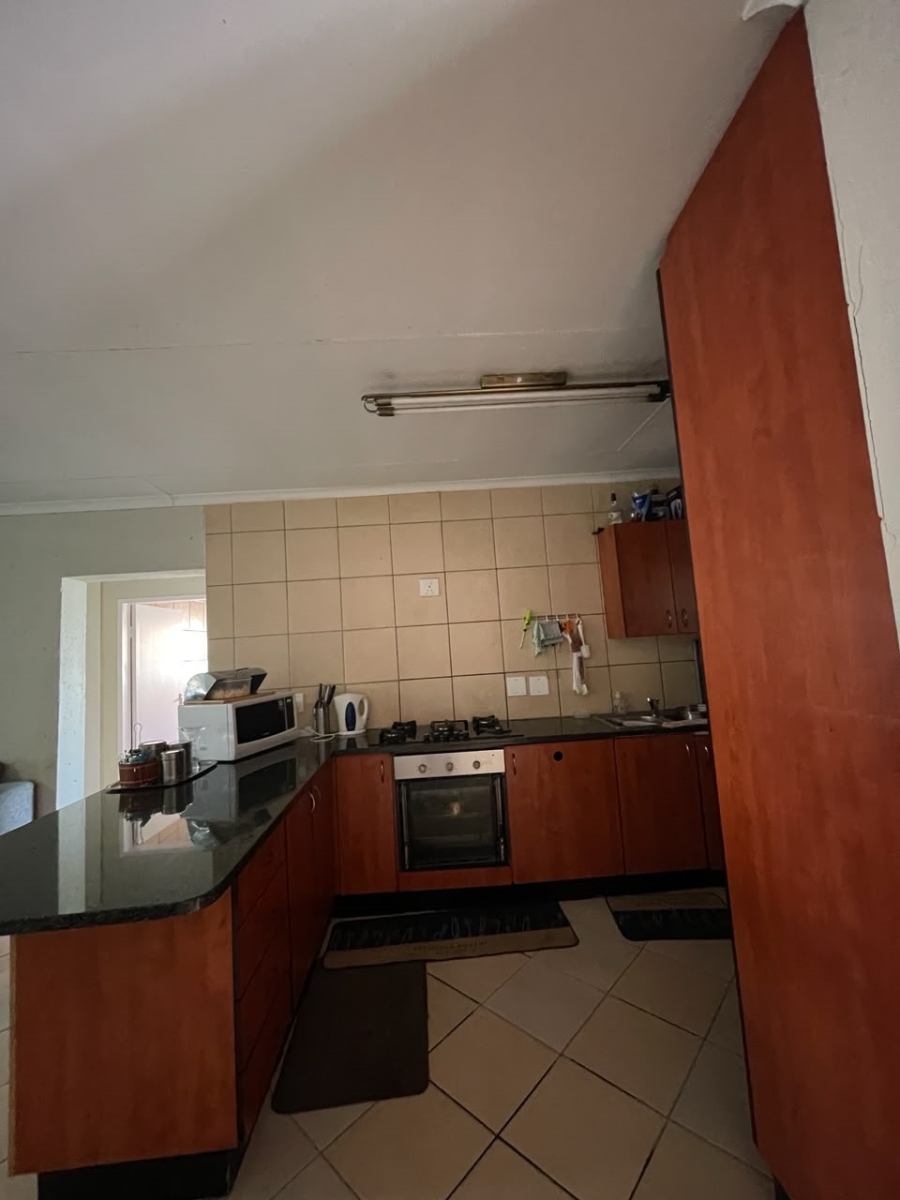 To Let 2 Bedroom Property for Rent in Northgate Gauteng