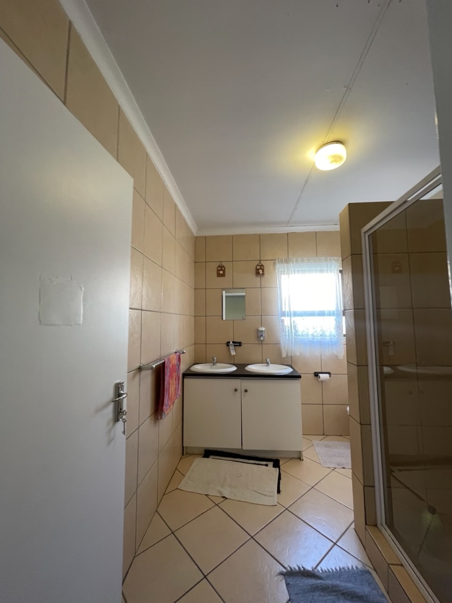 To Let 2 Bedroom Property for Rent in Northgate Gauteng
