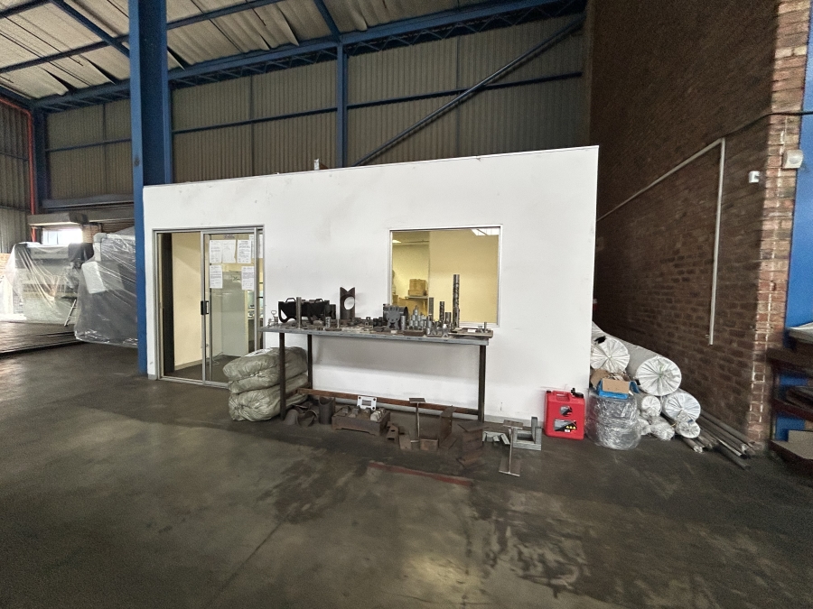 To Let Commercial Property for Rent in Spartan Gauteng