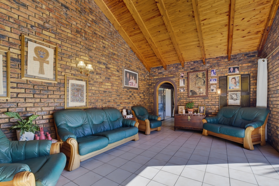 4 Bedroom Property for Sale in Eden Glen Gauteng