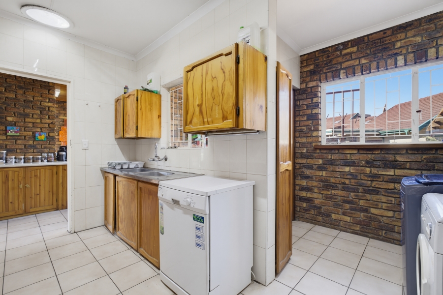 4 Bedroom Property for Sale in Eden Glen Gauteng