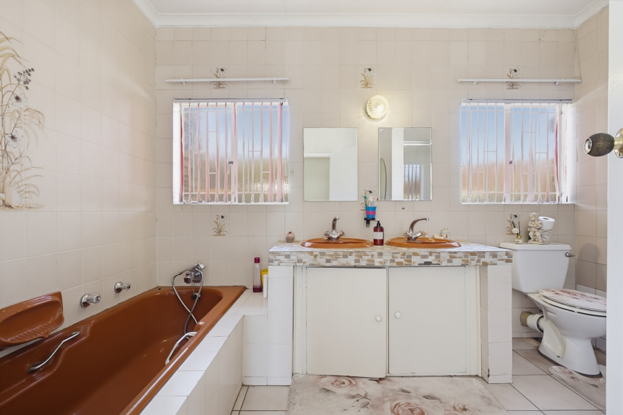 4 Bedroom Property for Sale in Eden Glen Gauteng