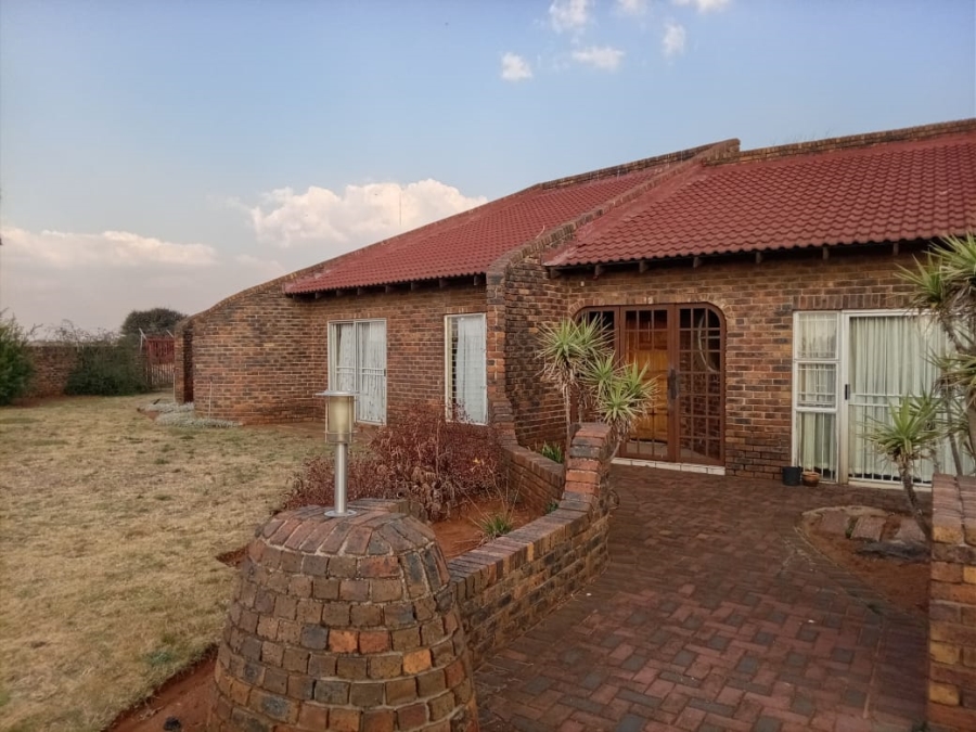 3 Bedroom Property for Sale in Golf Park Gauteng