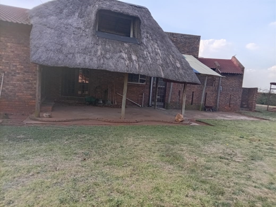 3 Bedroom Property for Sale in Golf Park Gauteng