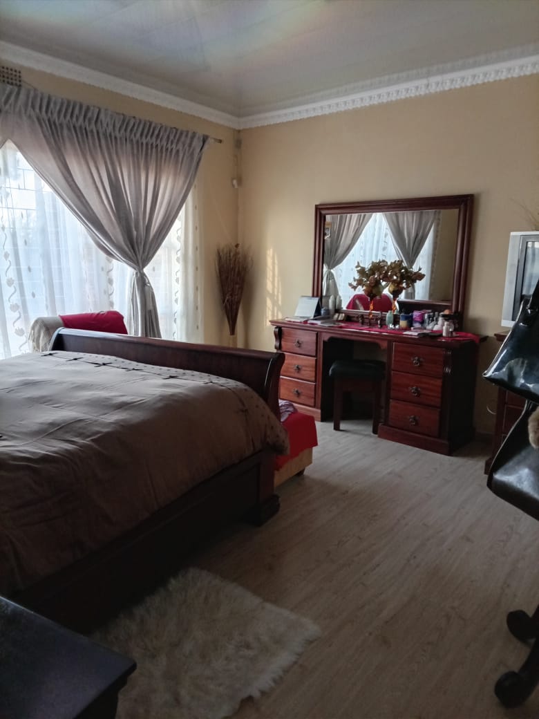 3 Bedroom Property for Sale in Golf Park Gauteng