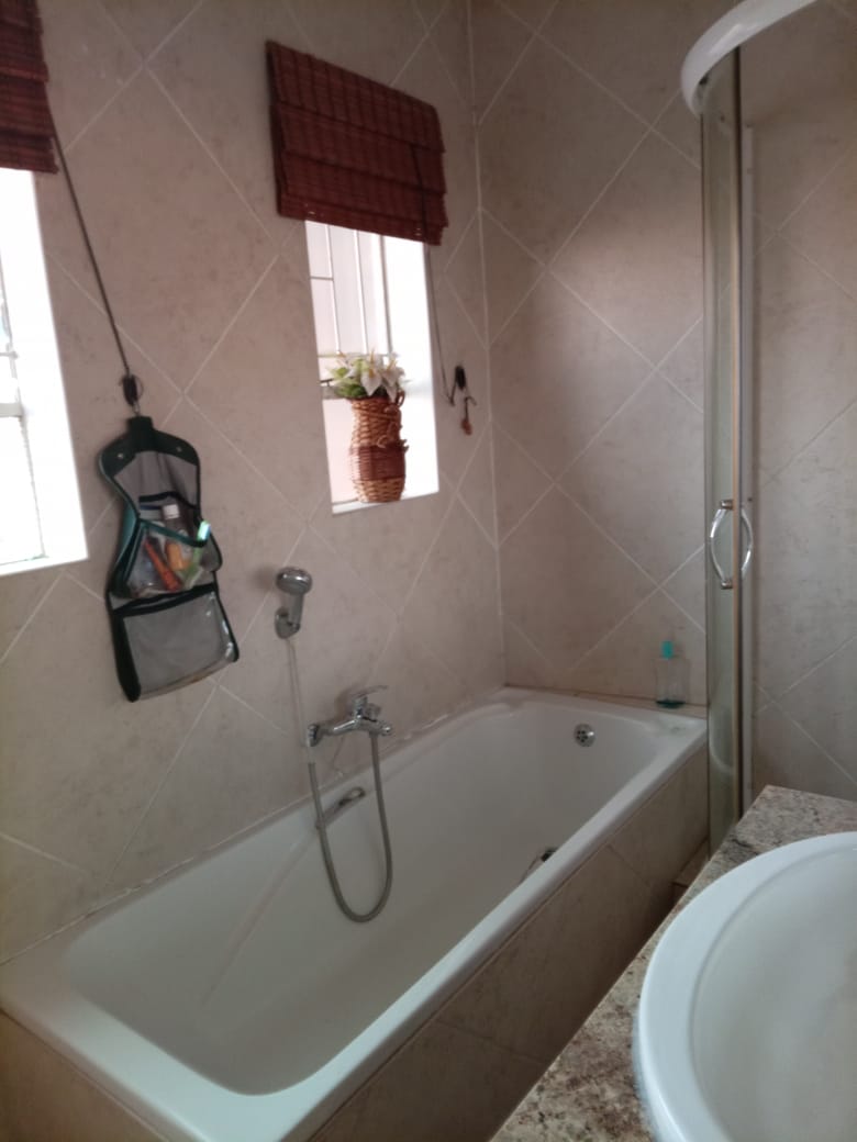 3 Bedroom Property for Sale in Golf Park Gauteng