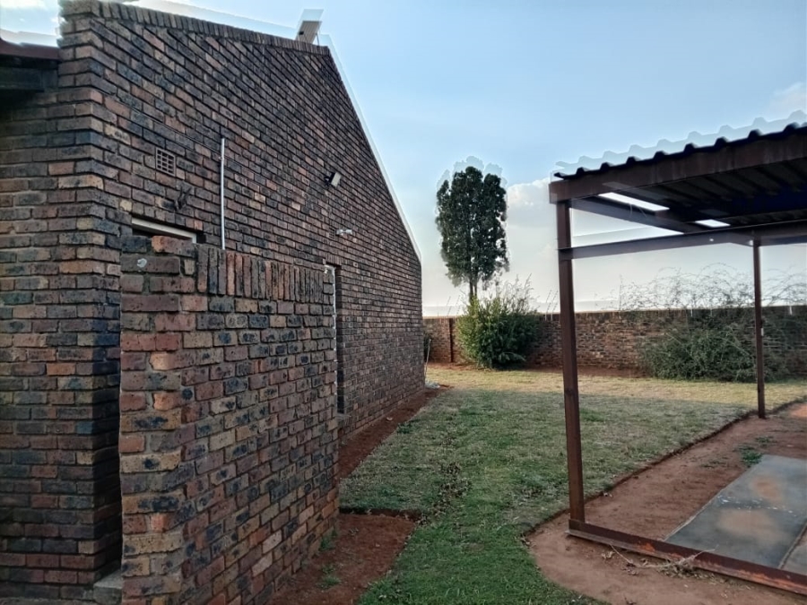 3 Bedroom Property for Sale in Golf Park Gauteng