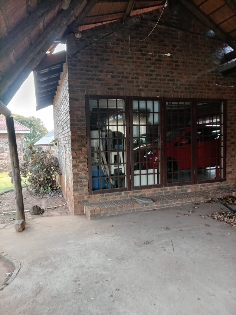 3 Bedroom Property for Sale in Golf Park Gauteng