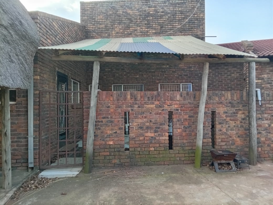 3 Bedroom Property for Sale in Golf Park Gauteng