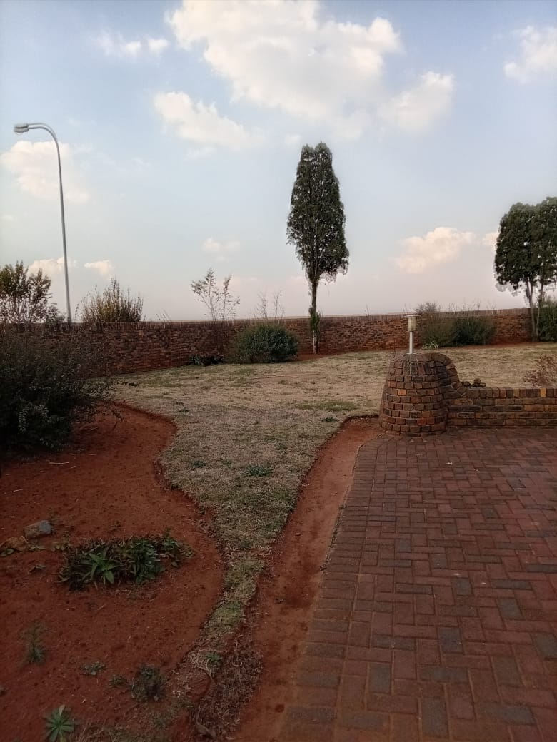 3 Bedroom Property for Sale in Golf Park Gauteng