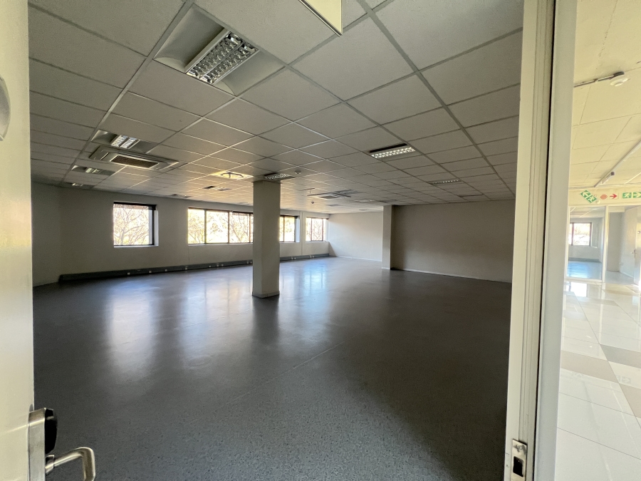 To Let Commercial Property for Rent in Bedfordview Gauteng