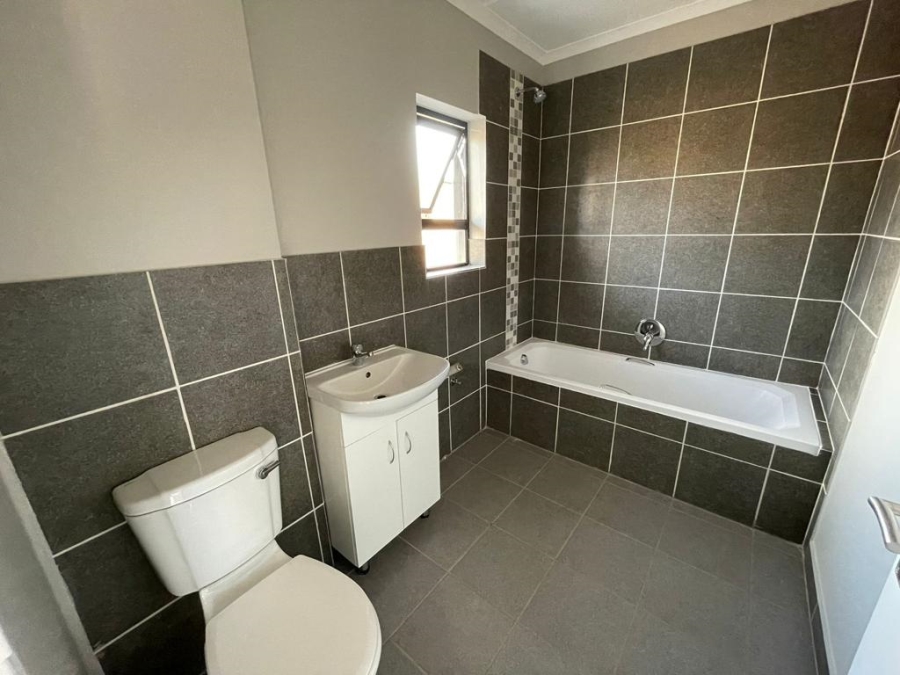 3 Bedroom Property for Sale in Willow Park Manor Gauteng