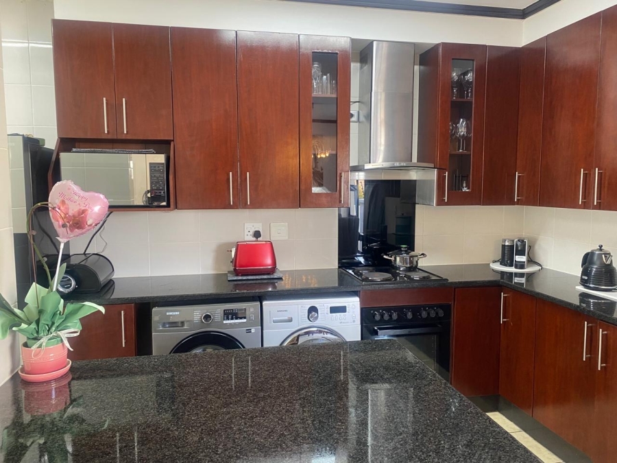 3 Bedroom Property for Sale in Erand Gardens Gauteng