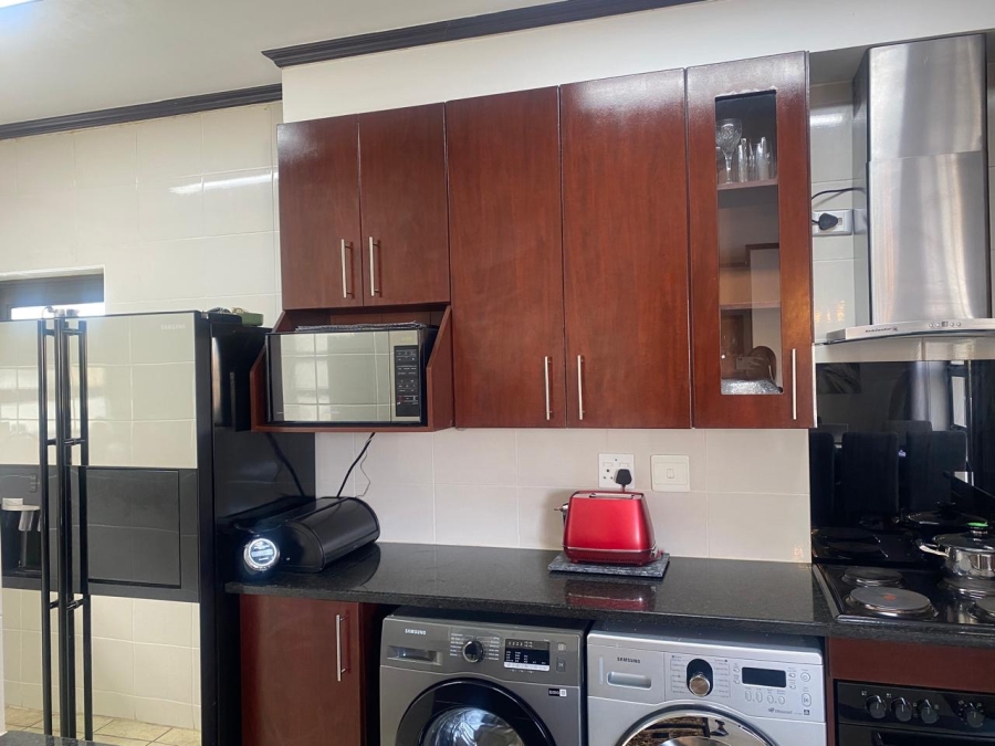 3 Bedroom Property for Sale in Erand Gardens Gauteng