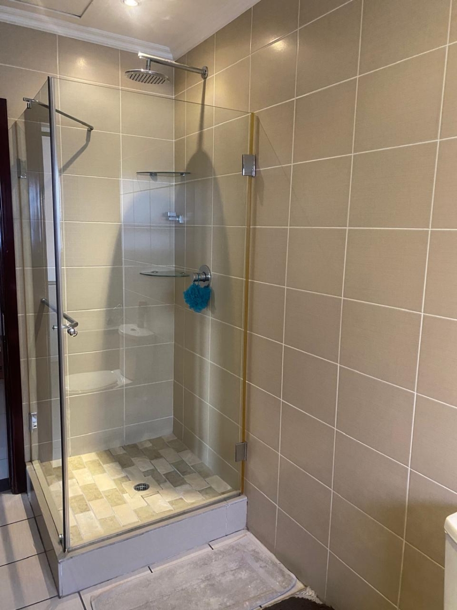 3 Bedroom Property for Sale in Erand Gardens Gauteng