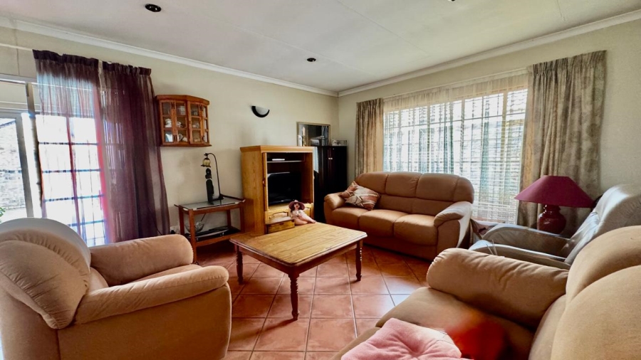 2 Bedroom Property for Sale in Wierda Park Gauteng