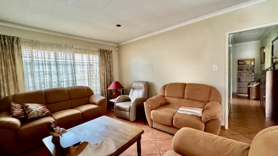 2 Bedroom Property for Sale in Wierda Park Gauteng
