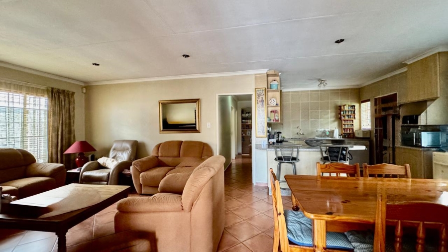 2 Bedroom Property for Sale in Wierda Park Gauteng