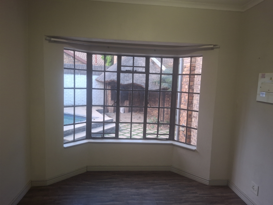 To Let 3 Bedroom Property for Rent in Garsfontein Gauteng