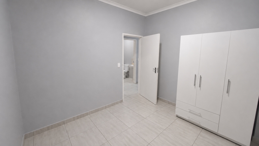 2 Bedroom Property for Sale in South Hills Gauteng