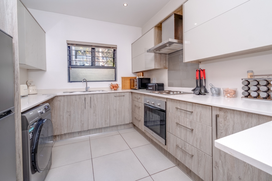 3 Bedroom Property for Sale in Broadacres Gauteng
