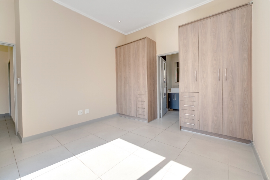 3 Bedroom Property for Sale in Broadacres Gauteng