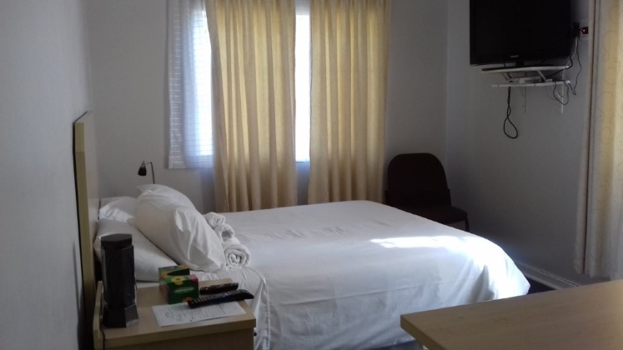 To Let 2 Bedroom Property for Rent in Rouxville Gauteng