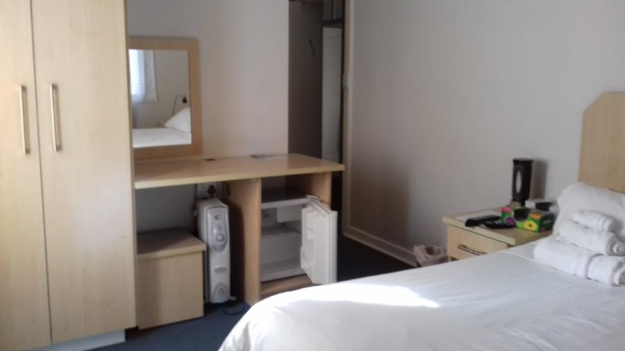 To Let 2 Bedroom Property for Rent in Rouxville Gauteng