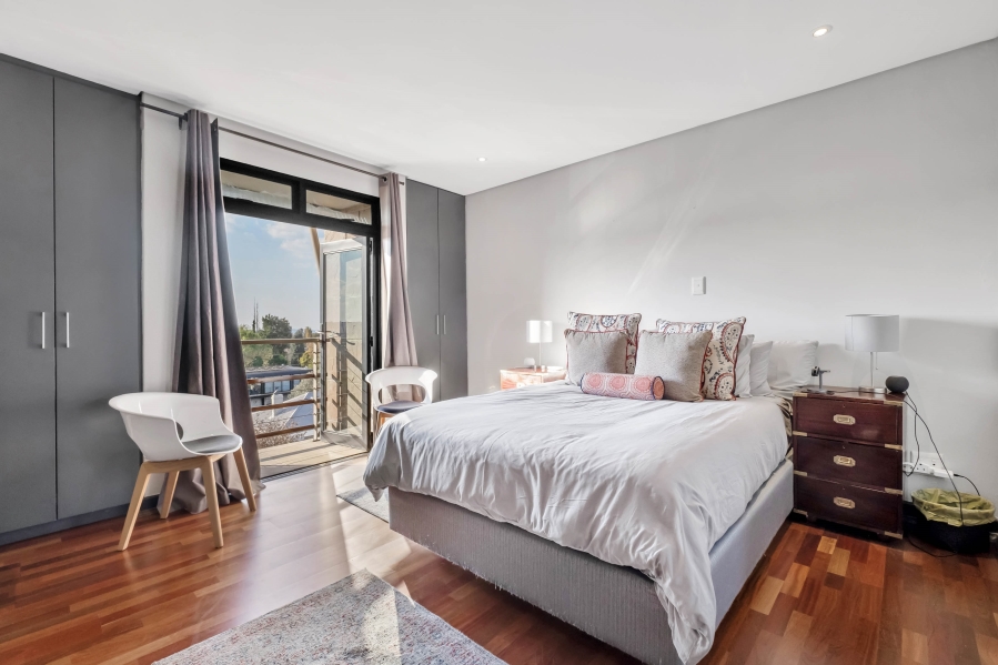3 Bedroom Property for Sale in Greenside Gauteng