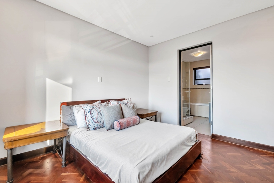 3 Bedroom Property for Sale in Greenside Gauteng