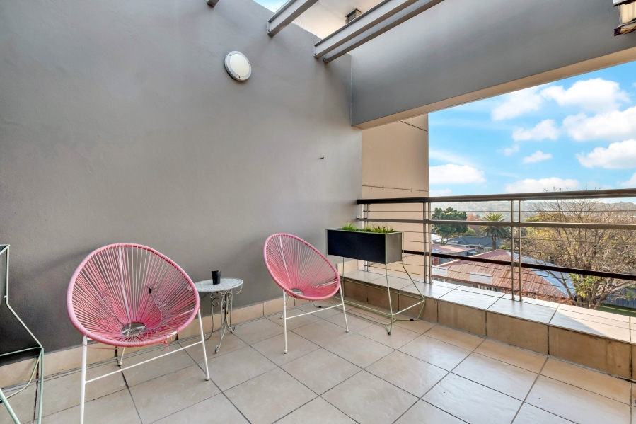 3 Bedroom Property for Sale in Greenside Gauteng