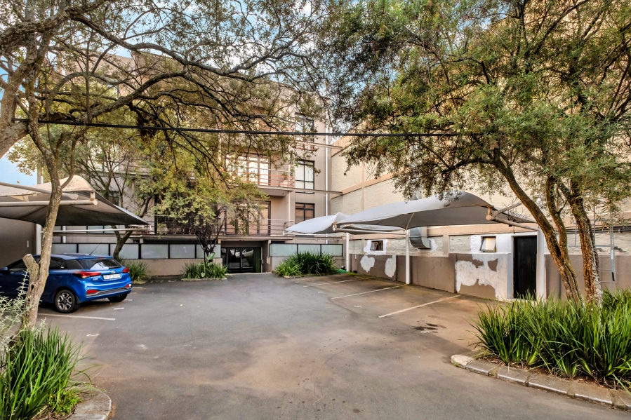 3 Bedroom Property for Sale in Greenside Gauteng