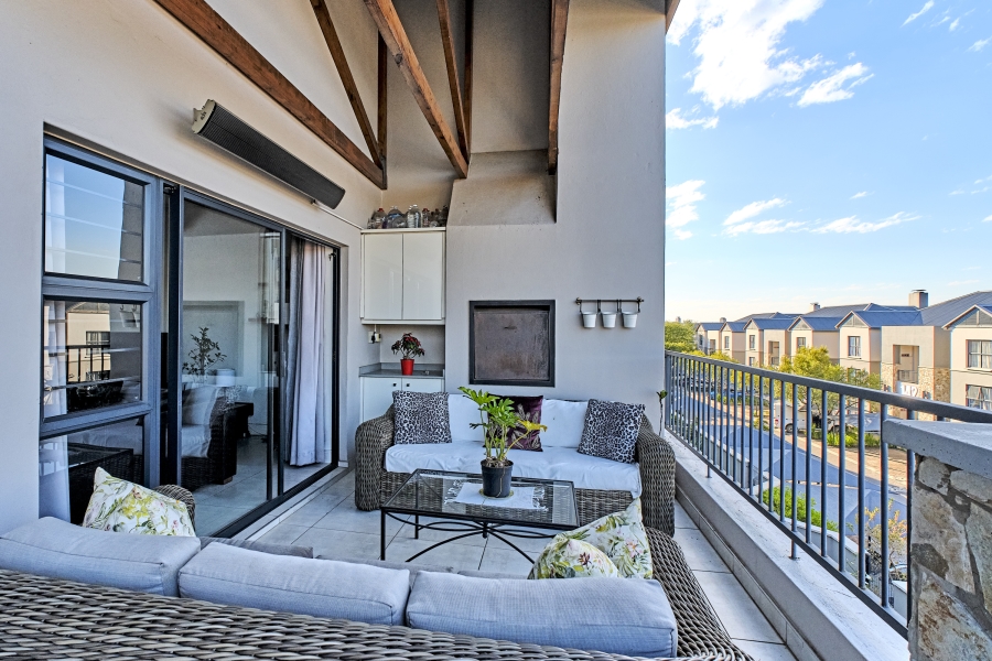 2 Bedroom Property for Sale in The Polofields Gauteng