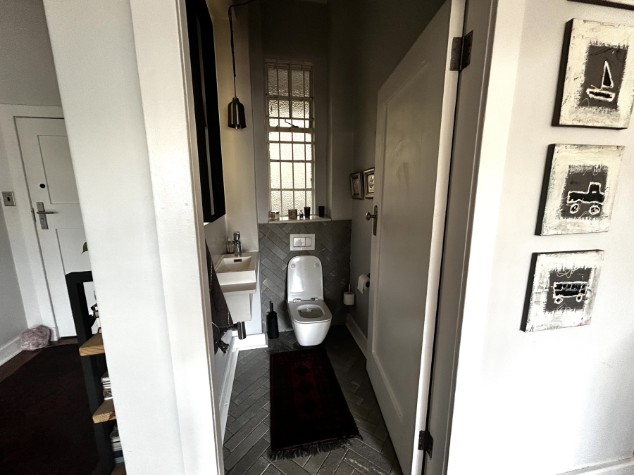 To Let 1 Bedroom Property for Rent in Houghton Estate Gauteng