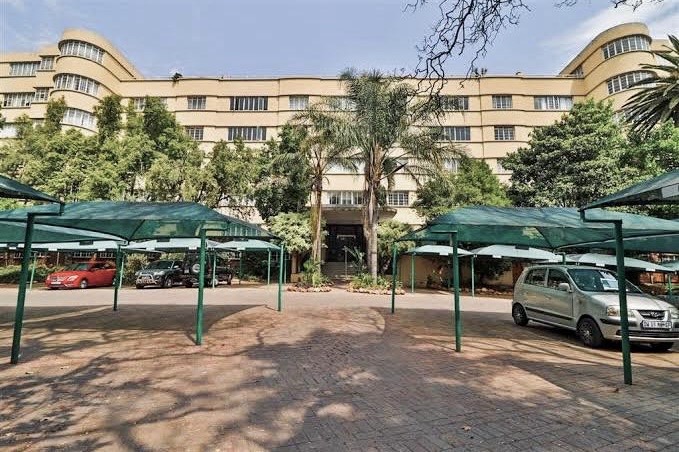 To Let 1 Bedroom Property for Rent in Houghton Estate Gauteng