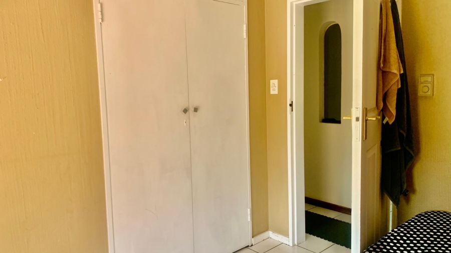 4 Bedroom Property for Sale in Bassonia Gauteng
