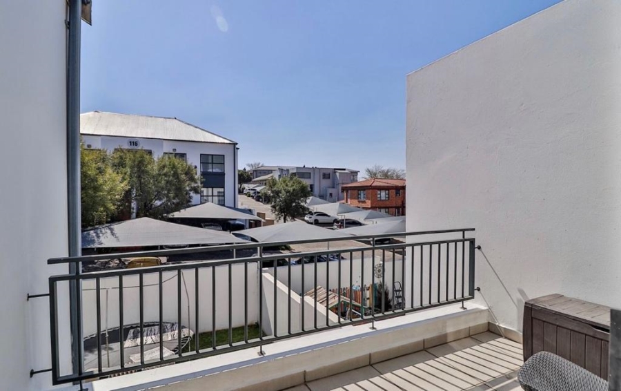 1 Bedroom Property for Sale in Greenstone Hill Gauteng