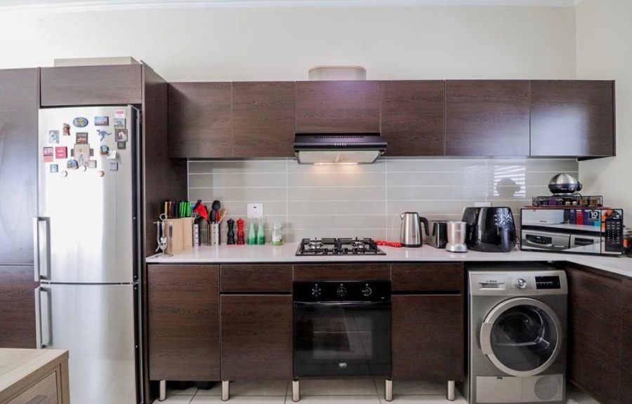 1 Bedroom Property for Sale in Greenstone Hill Gauteng