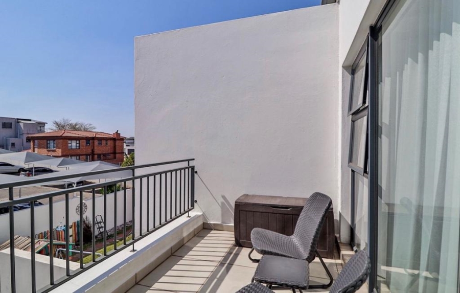 1 Bedroom Property for Sale in Greenstone Hill Gauteng
