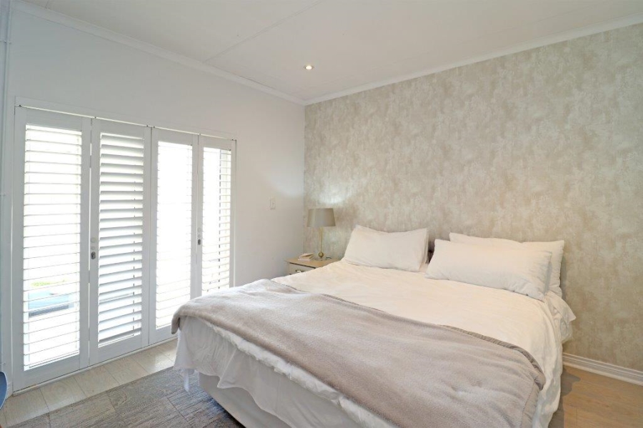 To Let 2 Bedroom Property for Rent in Parkhurst Gauteng