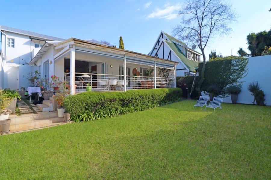 To Let 2 Bedroom Property for Rent in Parkhurst Gauteng